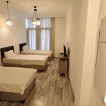 Toprak Hotel Pension (Manisa, Akhisar, Şehit Teğmen Tahir Ün Cad., 88), hotel