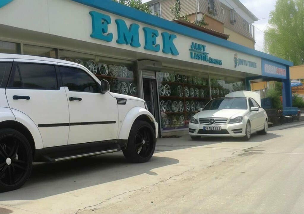 Tires and wheels Lassa, Samsun, photo