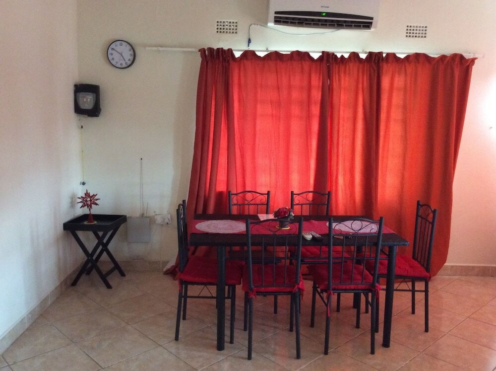 Фото Chiloto Guest House