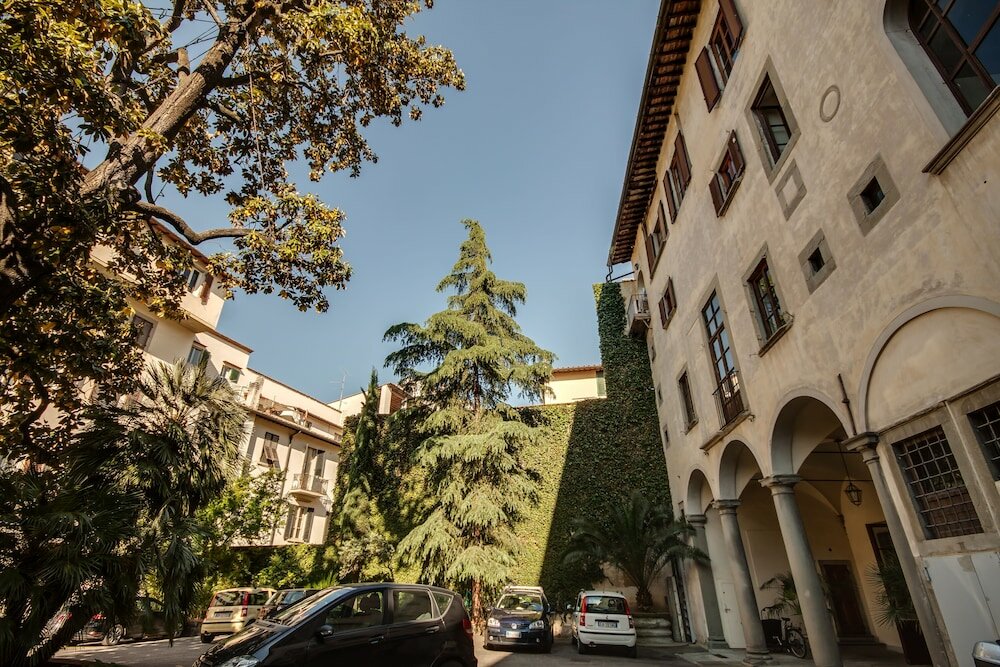 Фото Residenza d'Epoca Borgo Albizi