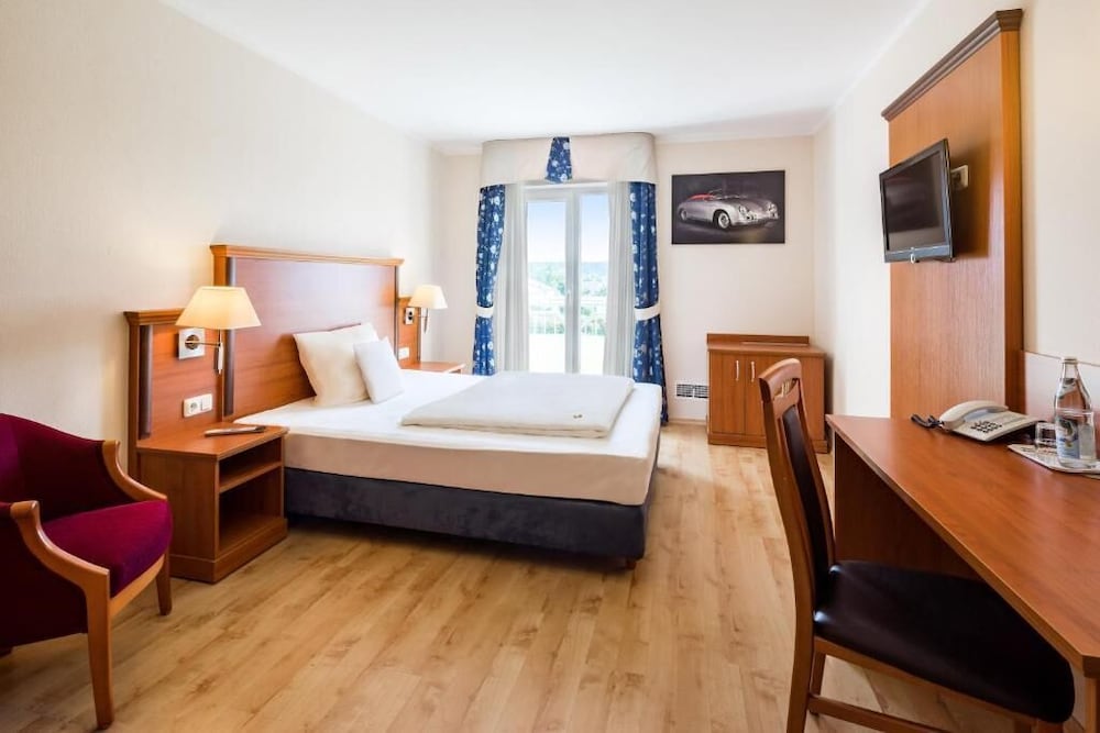 Фото Hotel Meridian - Landshut