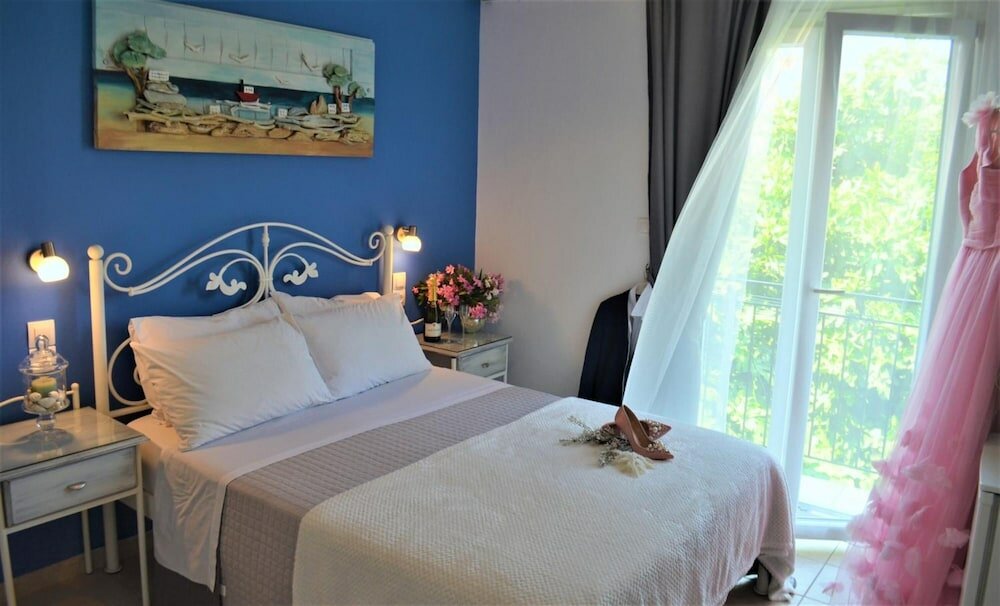 Фото Kastro Hotel