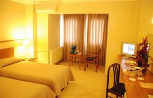 Crystal Kaymakli (Nevşehir, Nevşehir Merkez, Camicedit Mah., Belediye Cad.), hotel