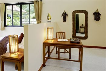 Фото Baan Santi Villa