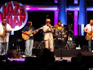 Фото CASA MOHO Juan Les Pins