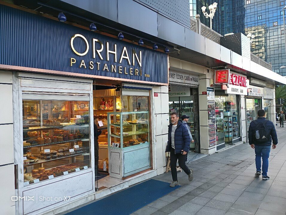 Confectionary Orhan Bakeries, Istanbul, photo