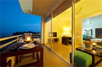 Фото The Beach Apartments