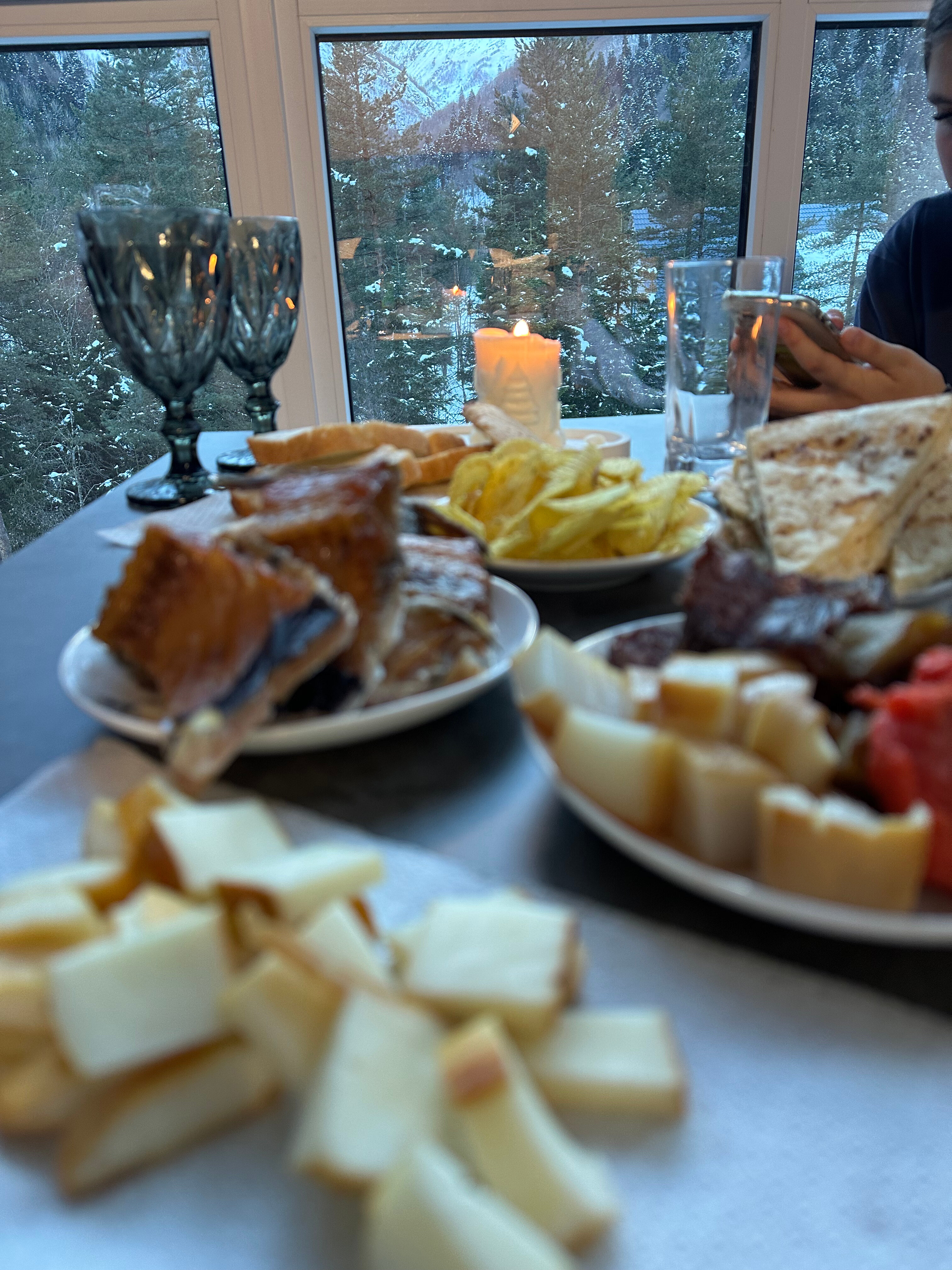 Фото МИРРОС Субай Отель Домбай