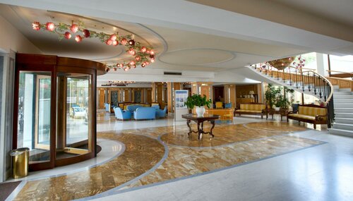 Гостиница Grand Hotel Flora в Сорренто