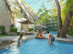 Гостиница Maya Sanur Resort & SPA
