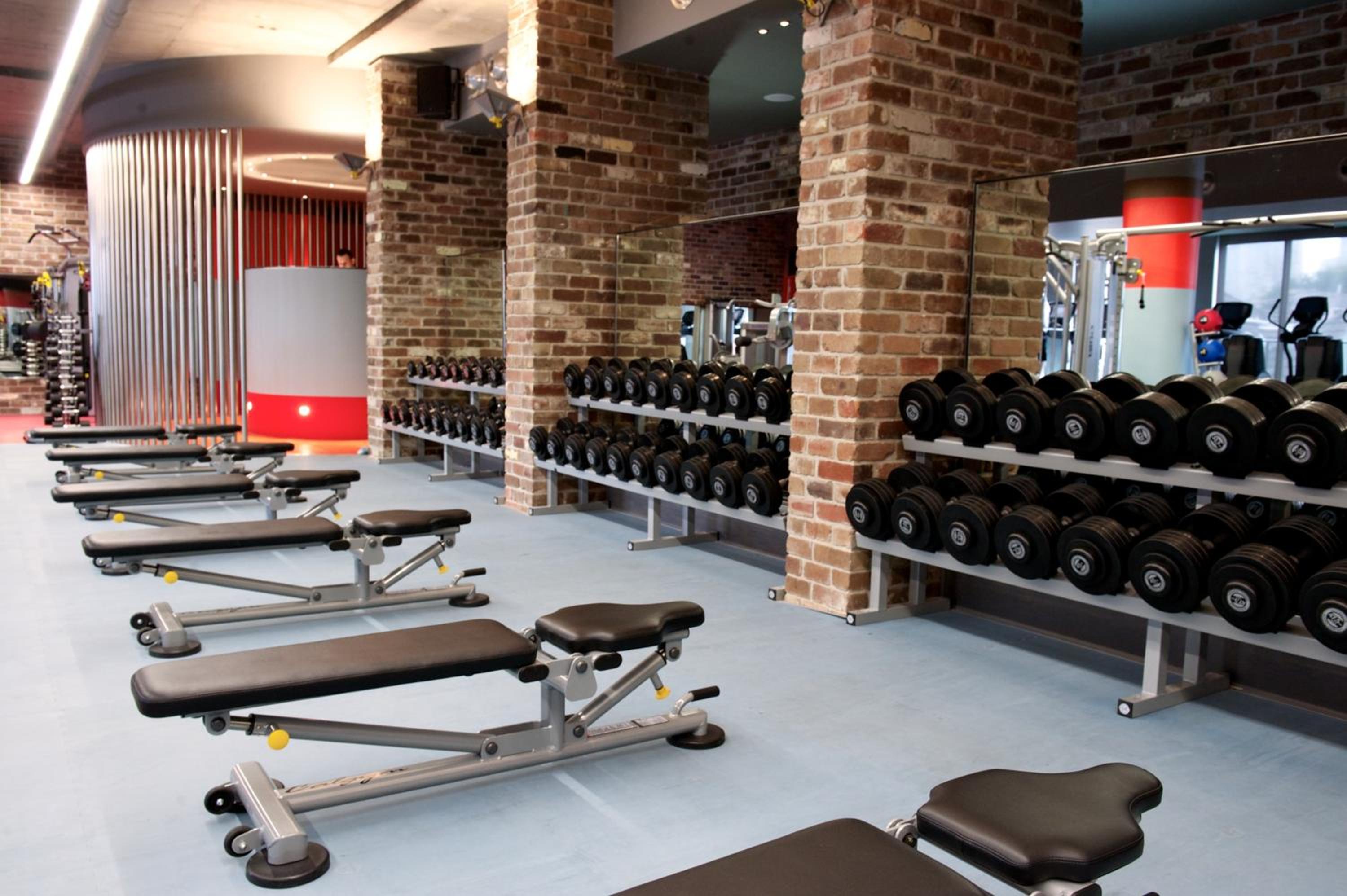 Фото Regents Court