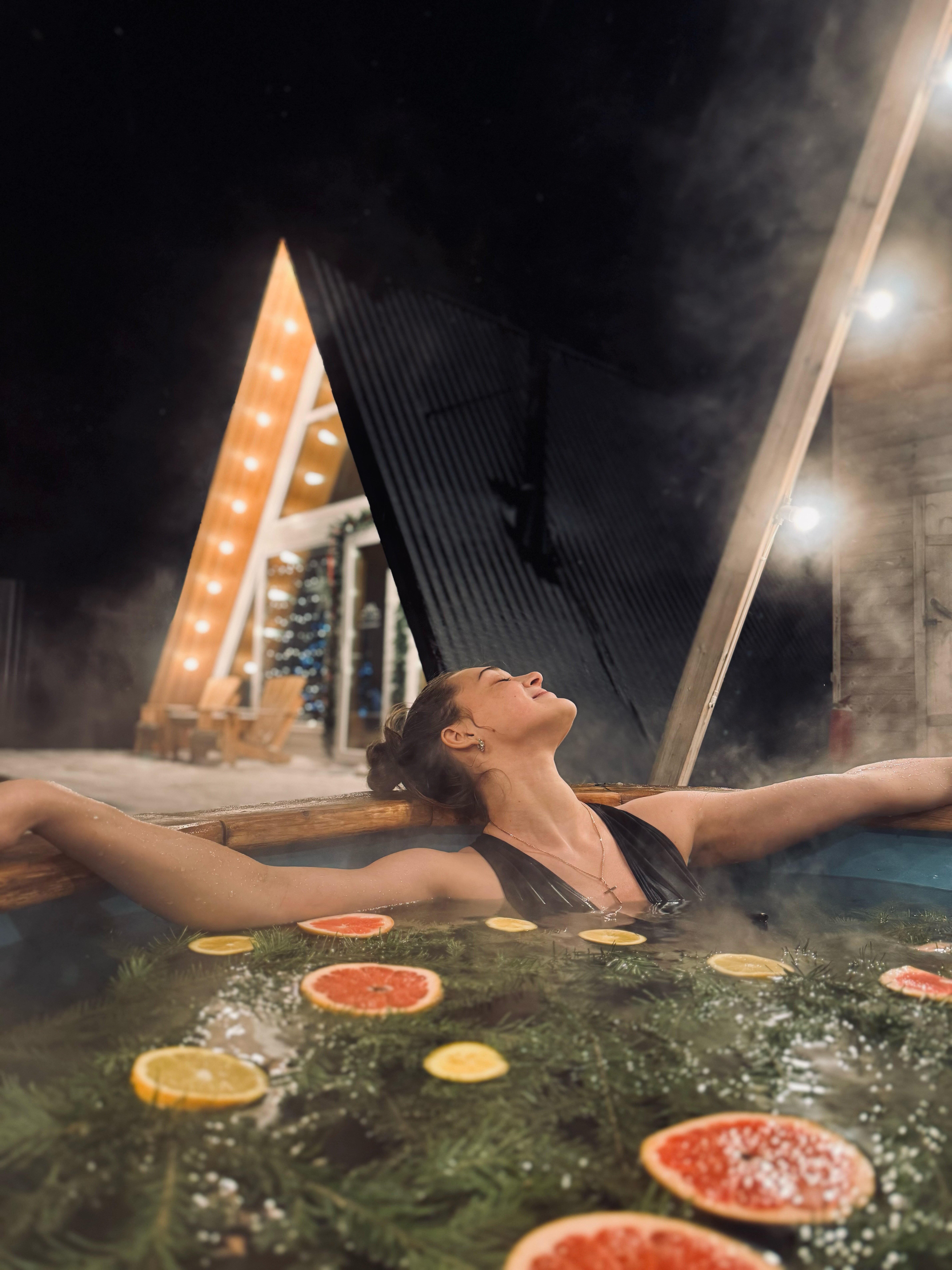 Фото Ял Хоум