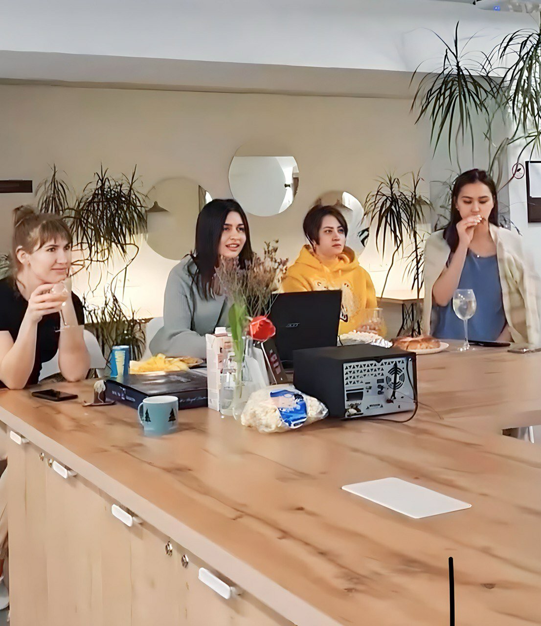 Фото Запятая