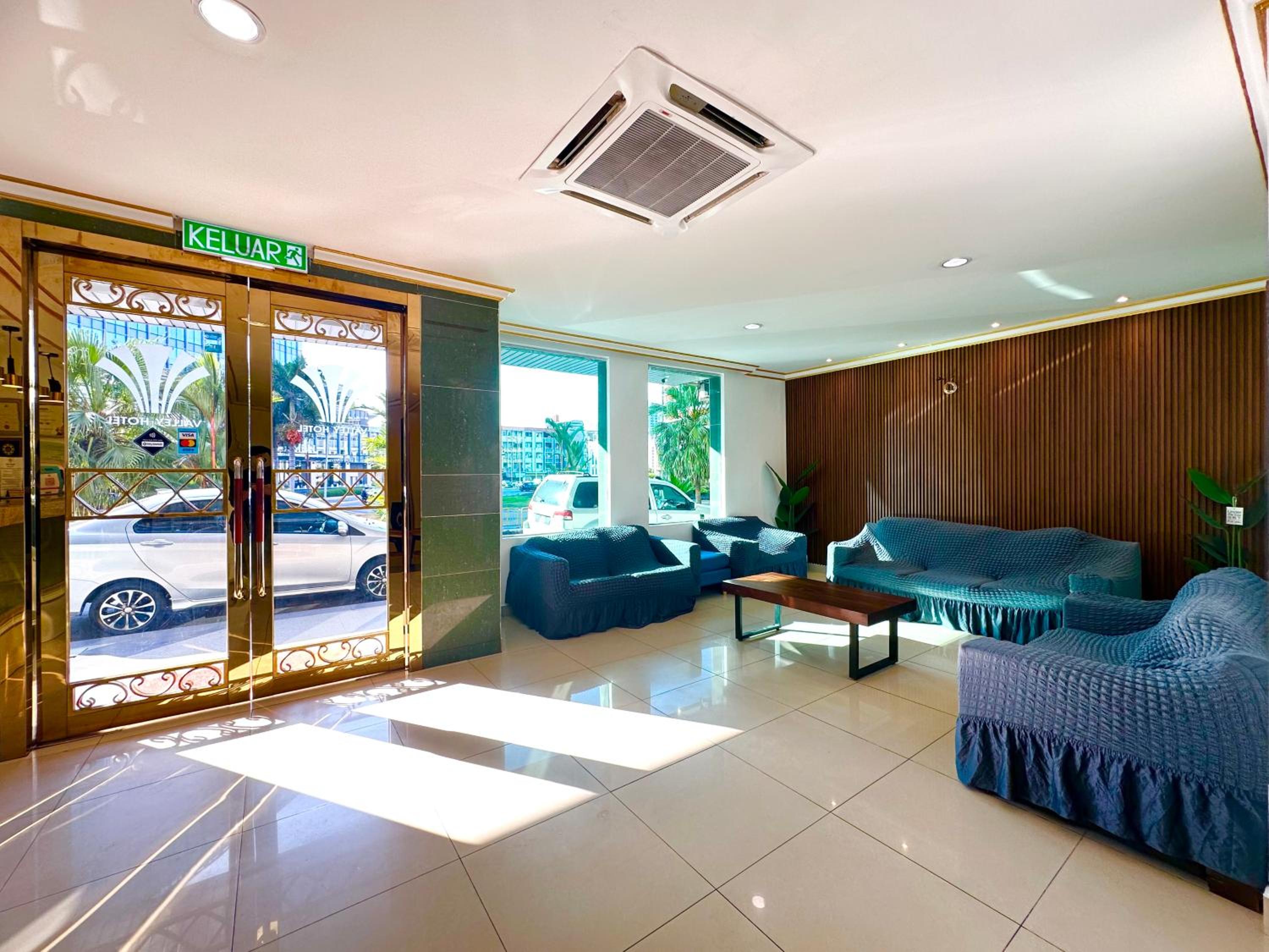 Фото Valley Hotel