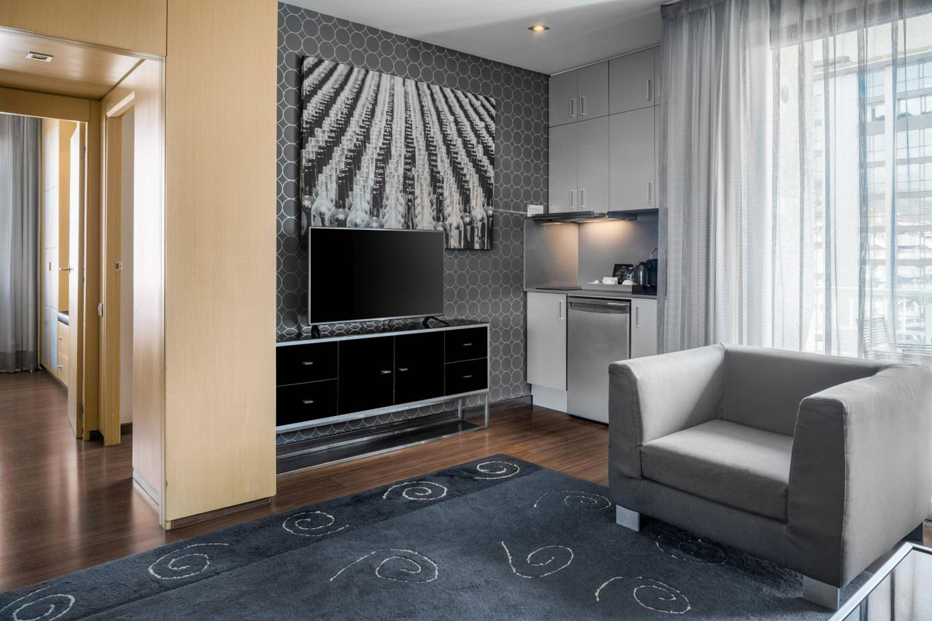 Фото Ac Victoria Suites