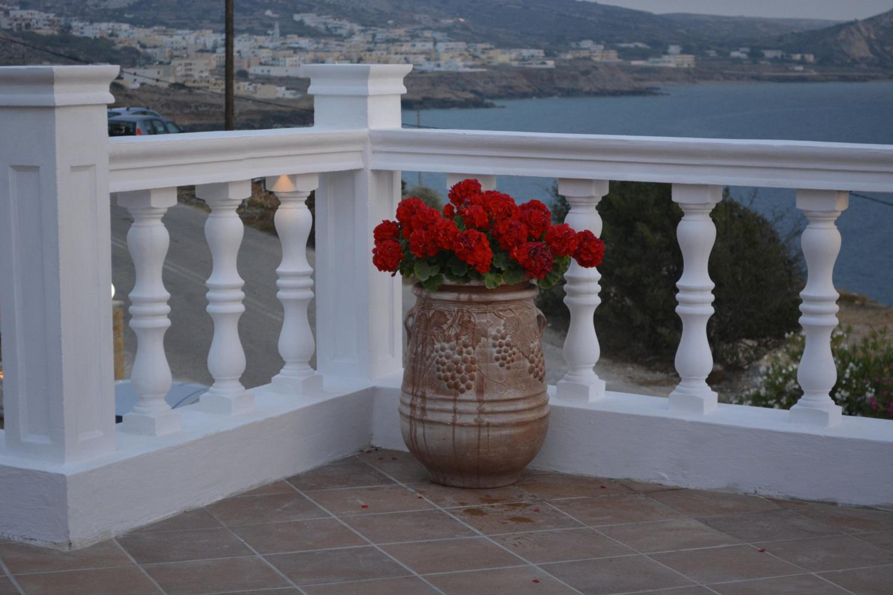 Фото Finiki View Hotel Apartments