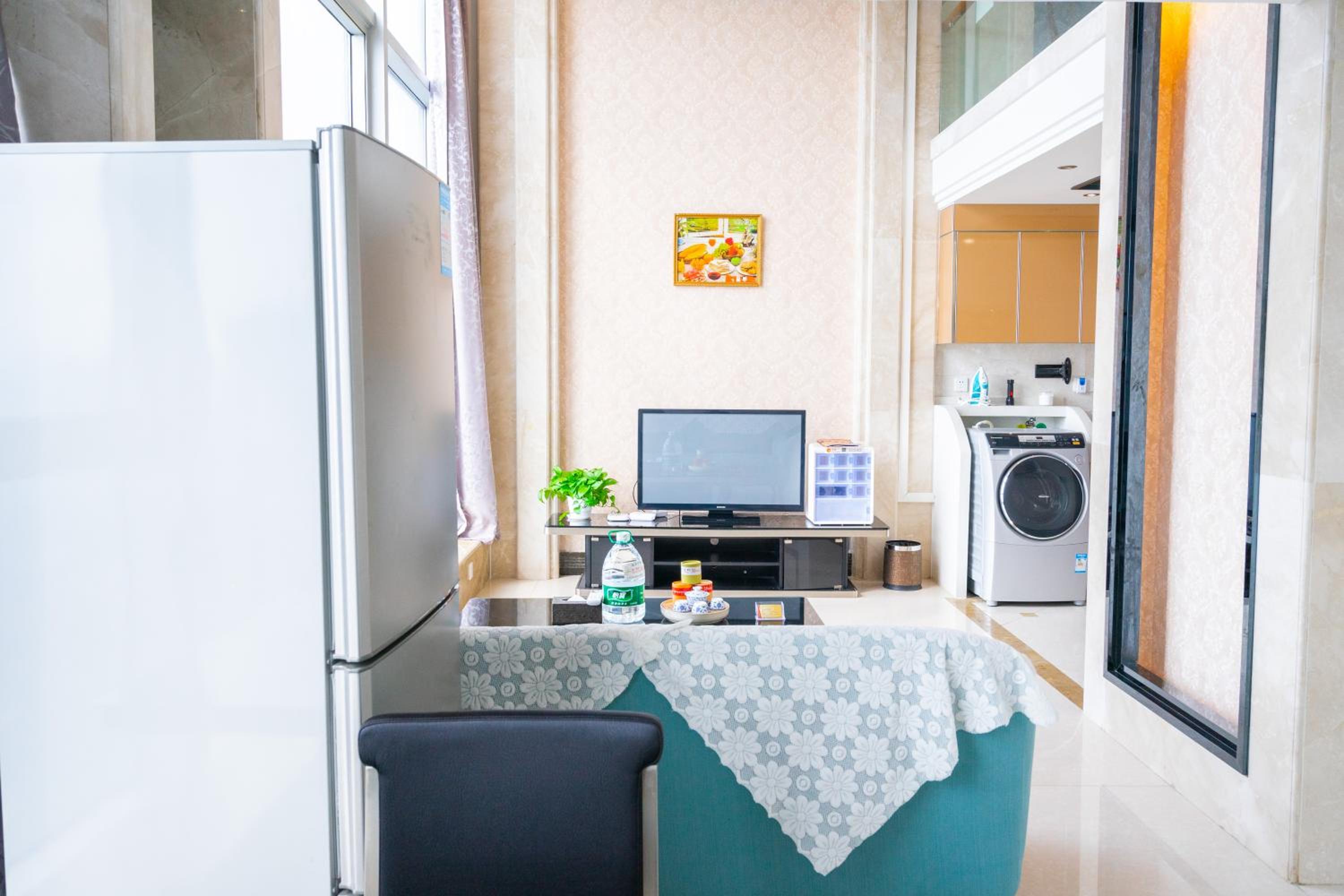 Фото Guangzhou Hakka Apartment Beijing Road