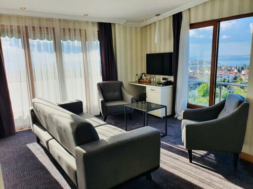Гостиница Double Royal Hotel в Дарыдже