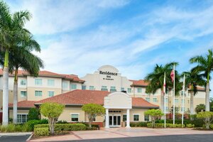 Гостиница Residence Inn Fort Myers at I-75 and Gulf Coast Town Center