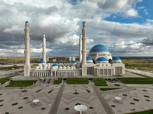 Центральная мечеть города Астаны (Астана, просп. Мангилик Ел, 65), мечеть в Астане