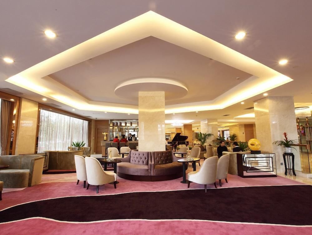 Фото Nanning Winwin Hotel