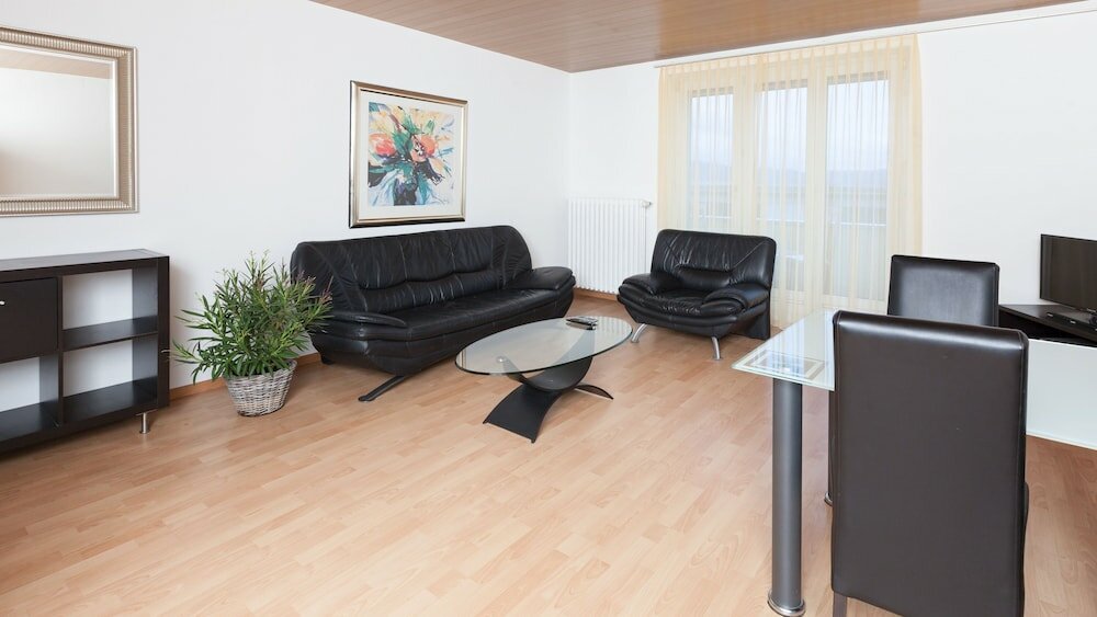 Фото Apartments Swiss Star University