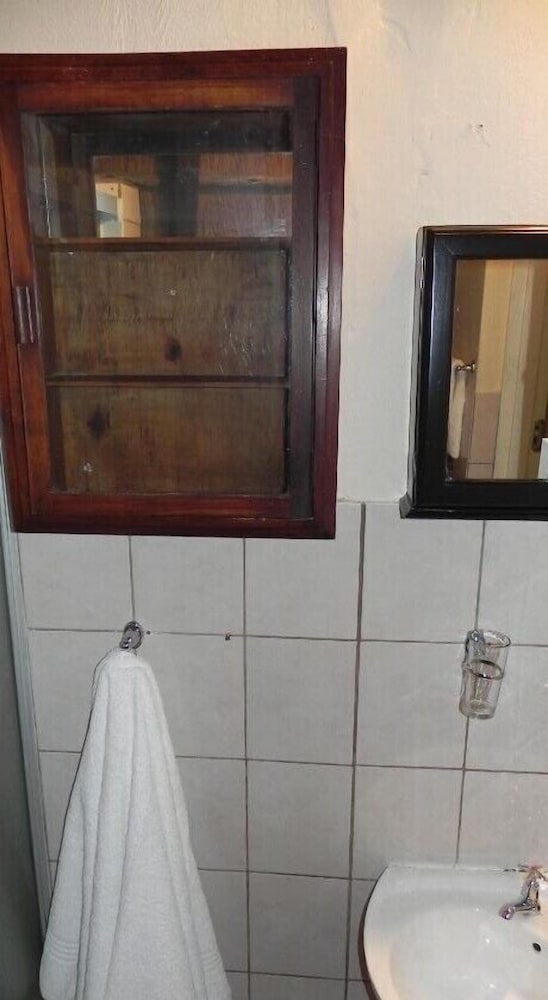 Фото Bedfordview Boutique Lodge