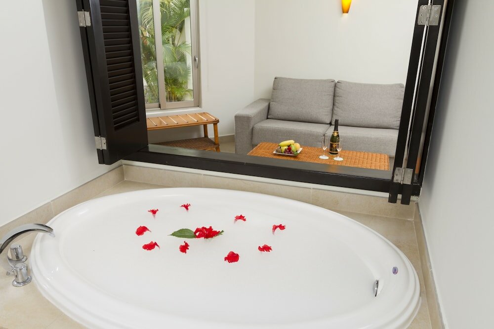 Фото Select Club at Sandos Caracol All Inclusive - Adults Only Area