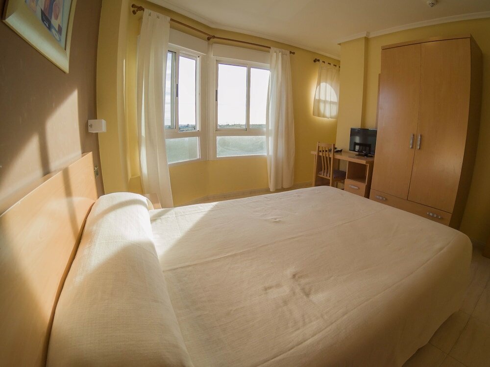 Фото Hostal Meseguer