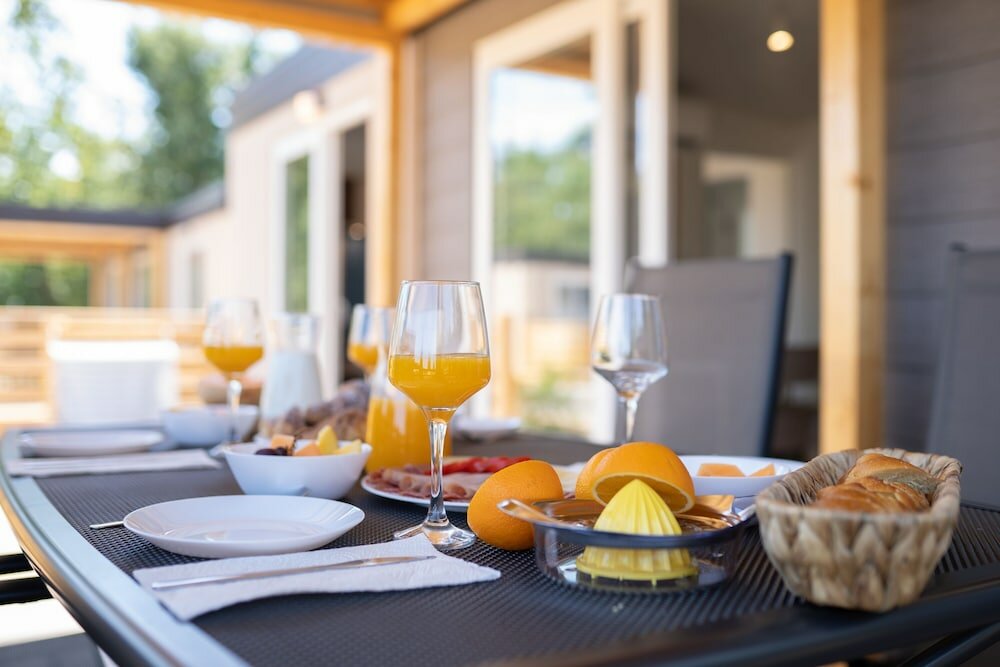 Фото Mediteran Mobile Homes Camping Park Umag