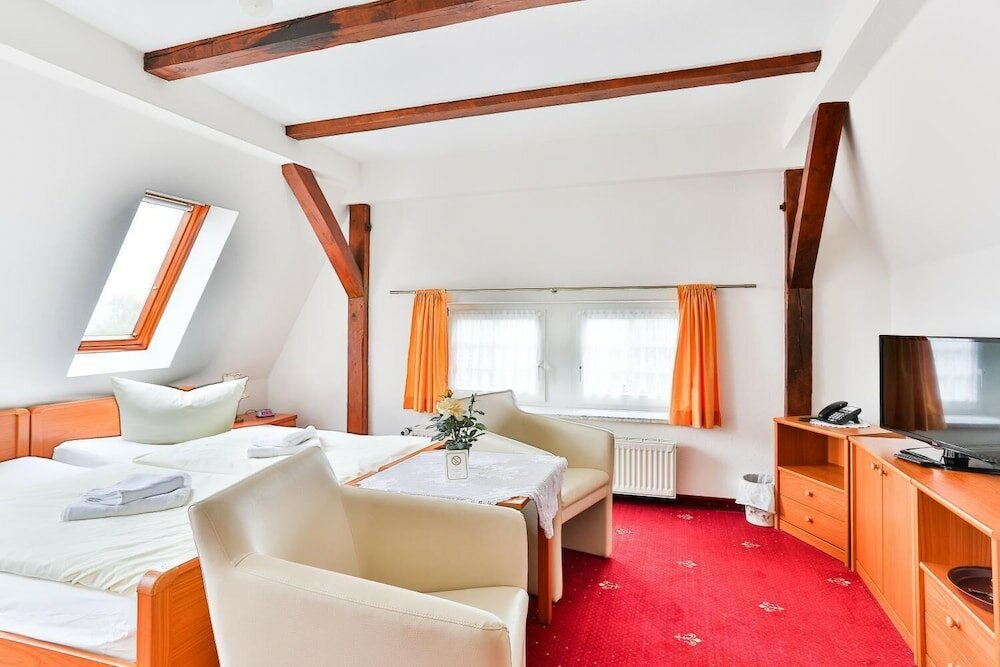 Фото Hotel & Pension Villa Camenz