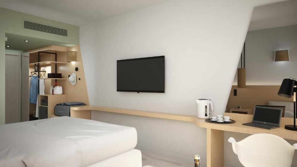 Фото Eleals Corfu