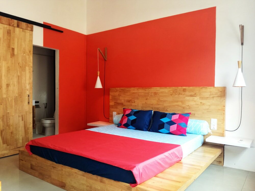 Фото The Place Hostel & Rooftop Bar