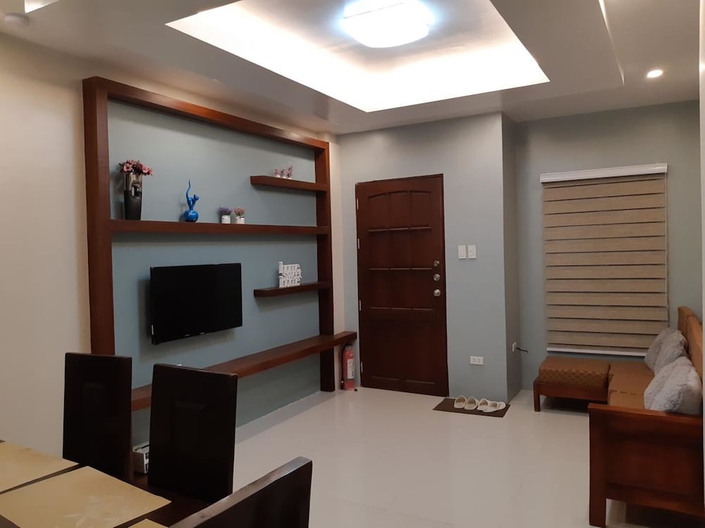 Фото Restful 3br Hillside Duplex