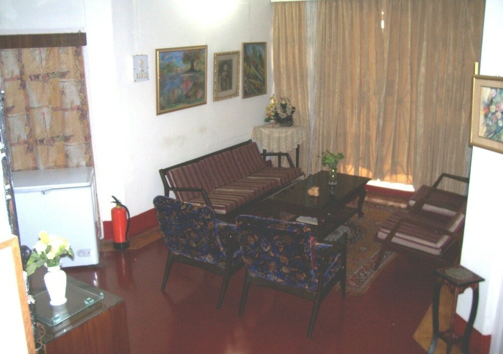 Фото Blue Chip Guest House Kolkata