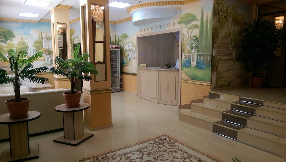 Фото отеля 2