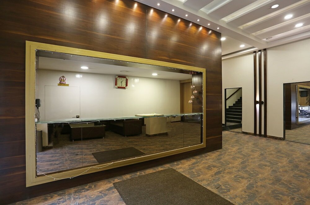 Фото Oyo 22315 Hotel Rajdoot Gaurav