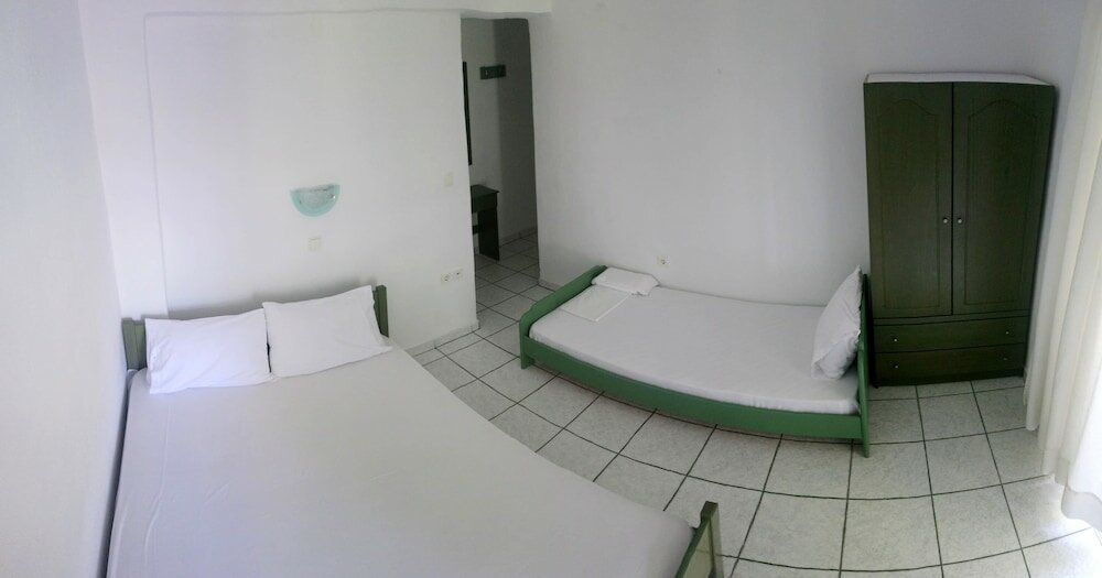 Фото Chrissi Ammoudia