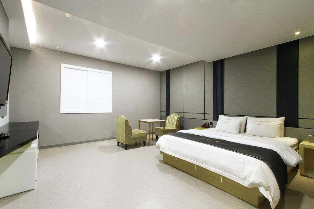 Фото Renaissance Hotel