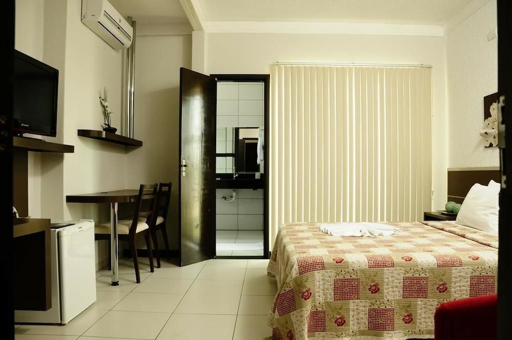 Фото Garden Hotel