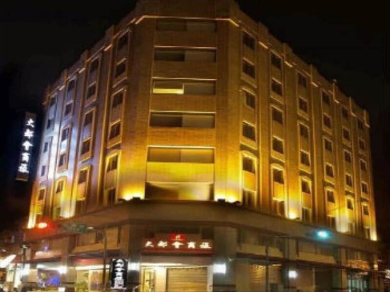 Гостиница Metropolis Hotel