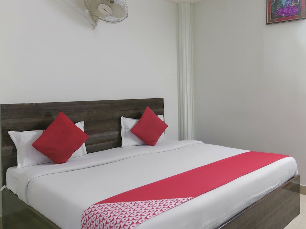 Фото Oyo 4472 Hotel Chandra Deep