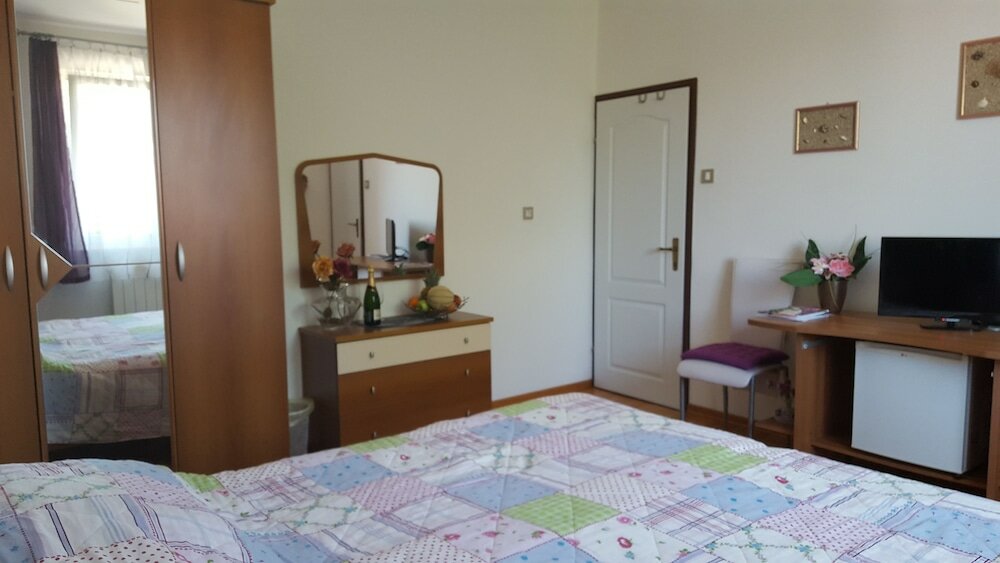 Фото Apartment & Rooms Graciela