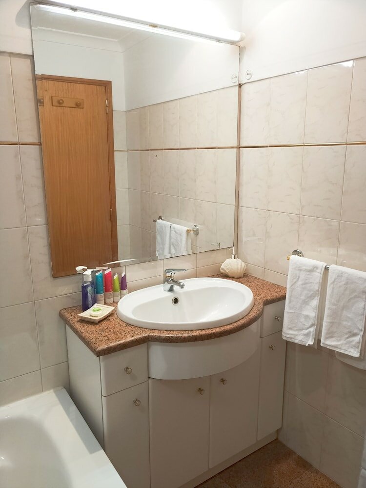 Фото Lisbon Baixa 208 Deluxe Apartment-Chiado