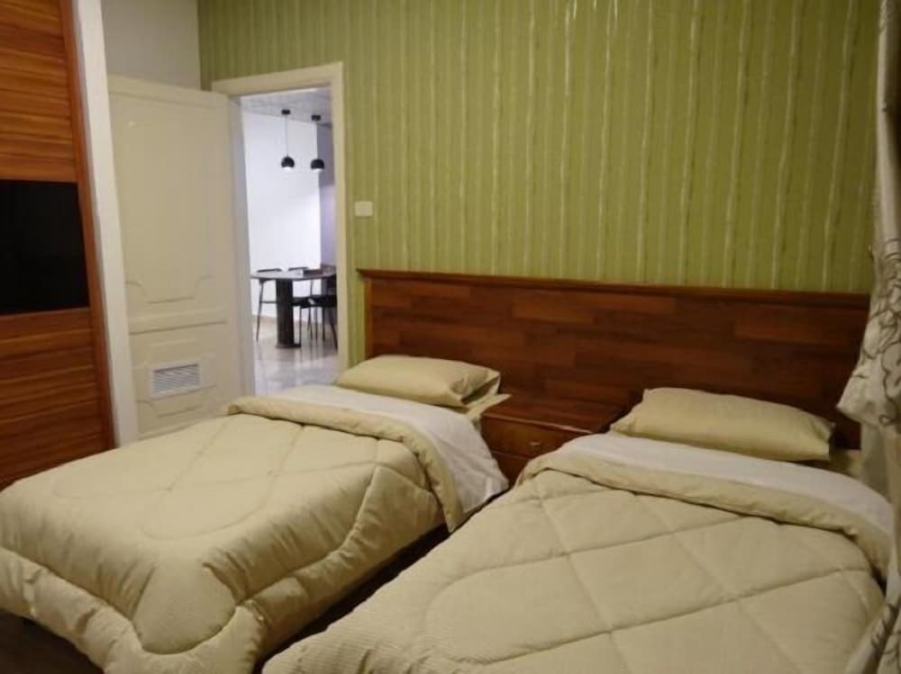 Фото Golden Palace Hotel Apartments