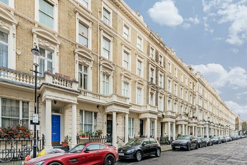 Гостиница 24 43 Stunning Studio in Notting Hill в Лондоне