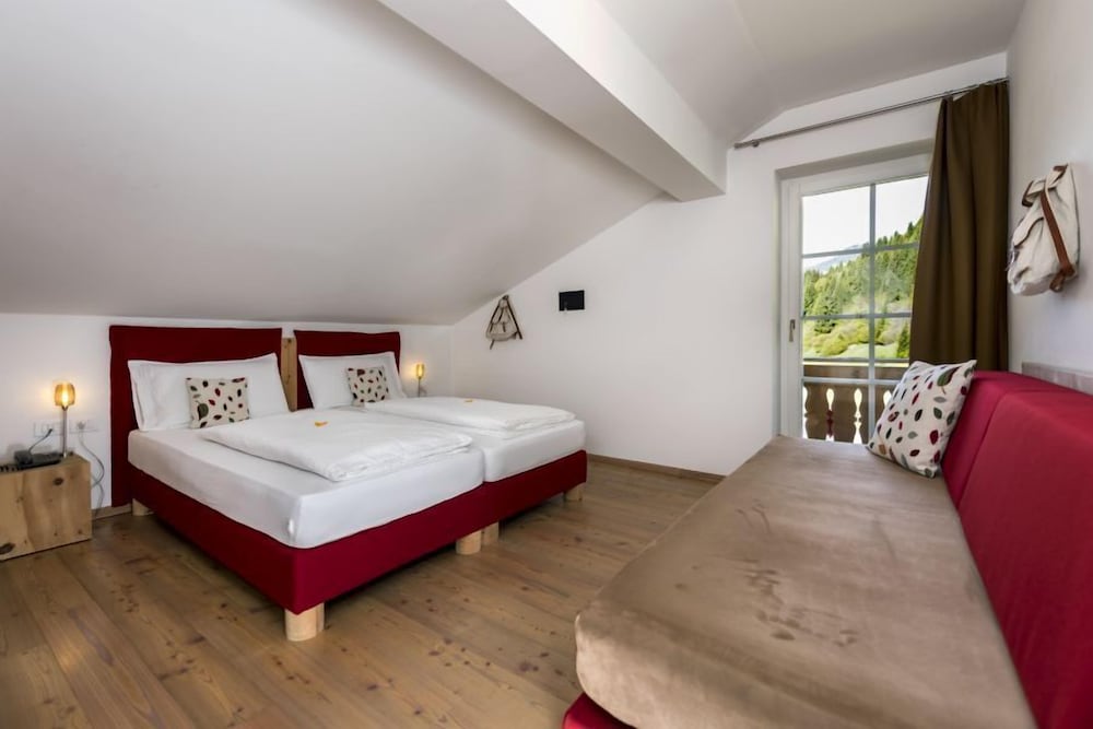 Фото Small & Lovely Hotel Zaluna