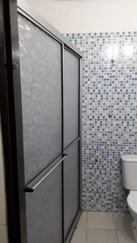 Фото Hostal Residencial Leones de Castilla