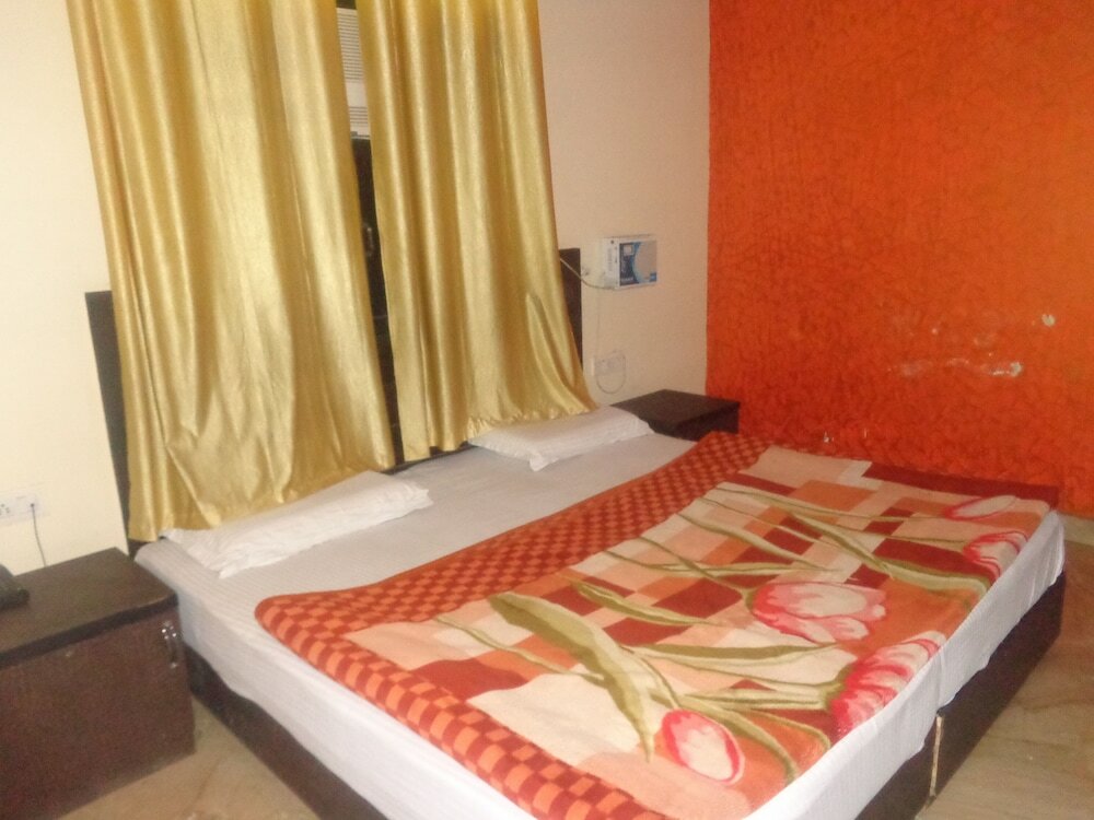 Фото Hotel Raj International Dx