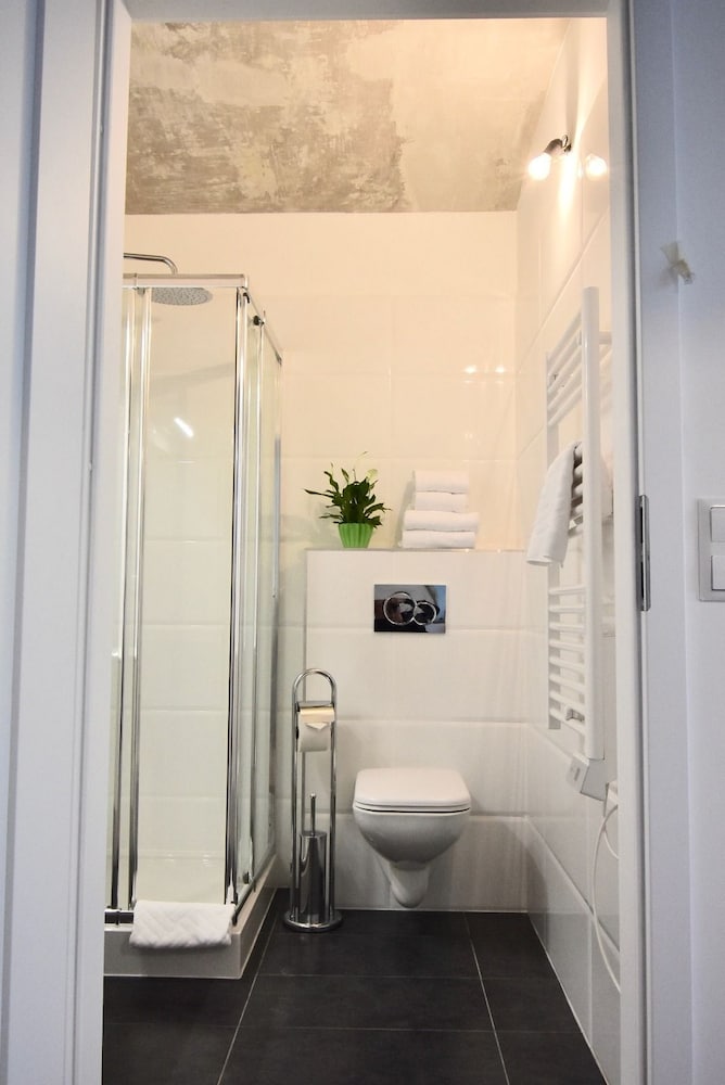 Фото Stock Exchange Apartment